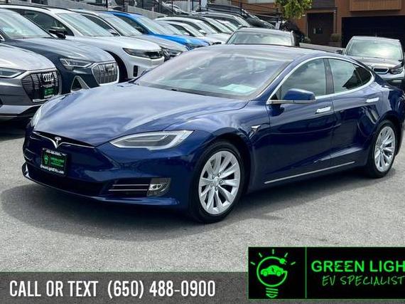 TESLA MODEL S 2018 5YJSA1E21JF295635 image